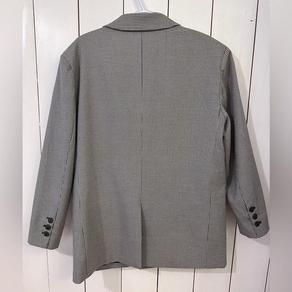 Oversized Steve Madden Blazer - Picture 3 of 3